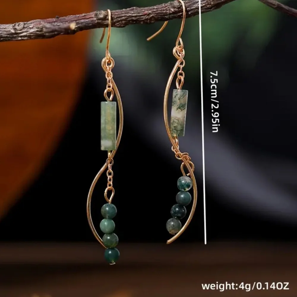 NWT! Beautiful Green Stone Beads with Gold Tone Wire Pierced Dangle Earrings!